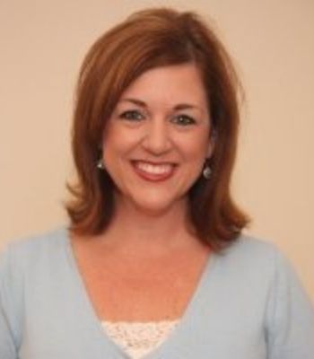 Katherine Burnett Headshot