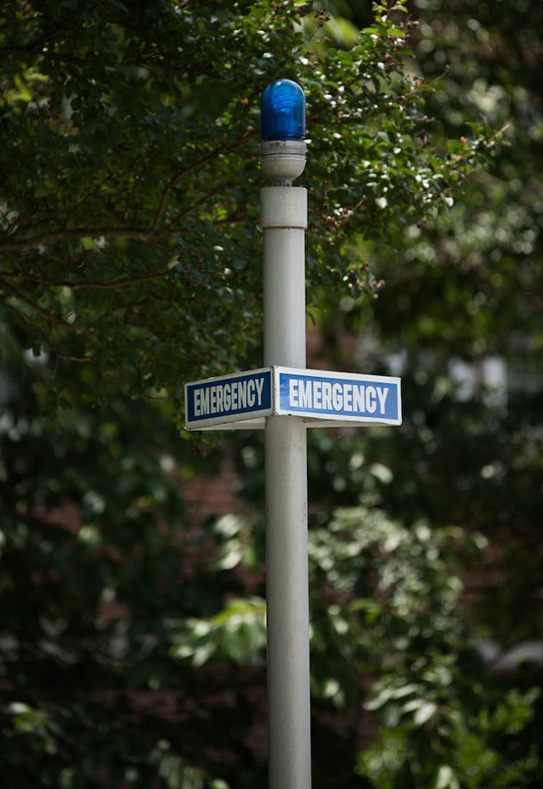 Emergency pole