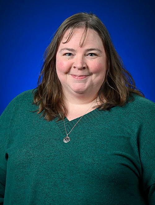 Liz Norell headshot 2
