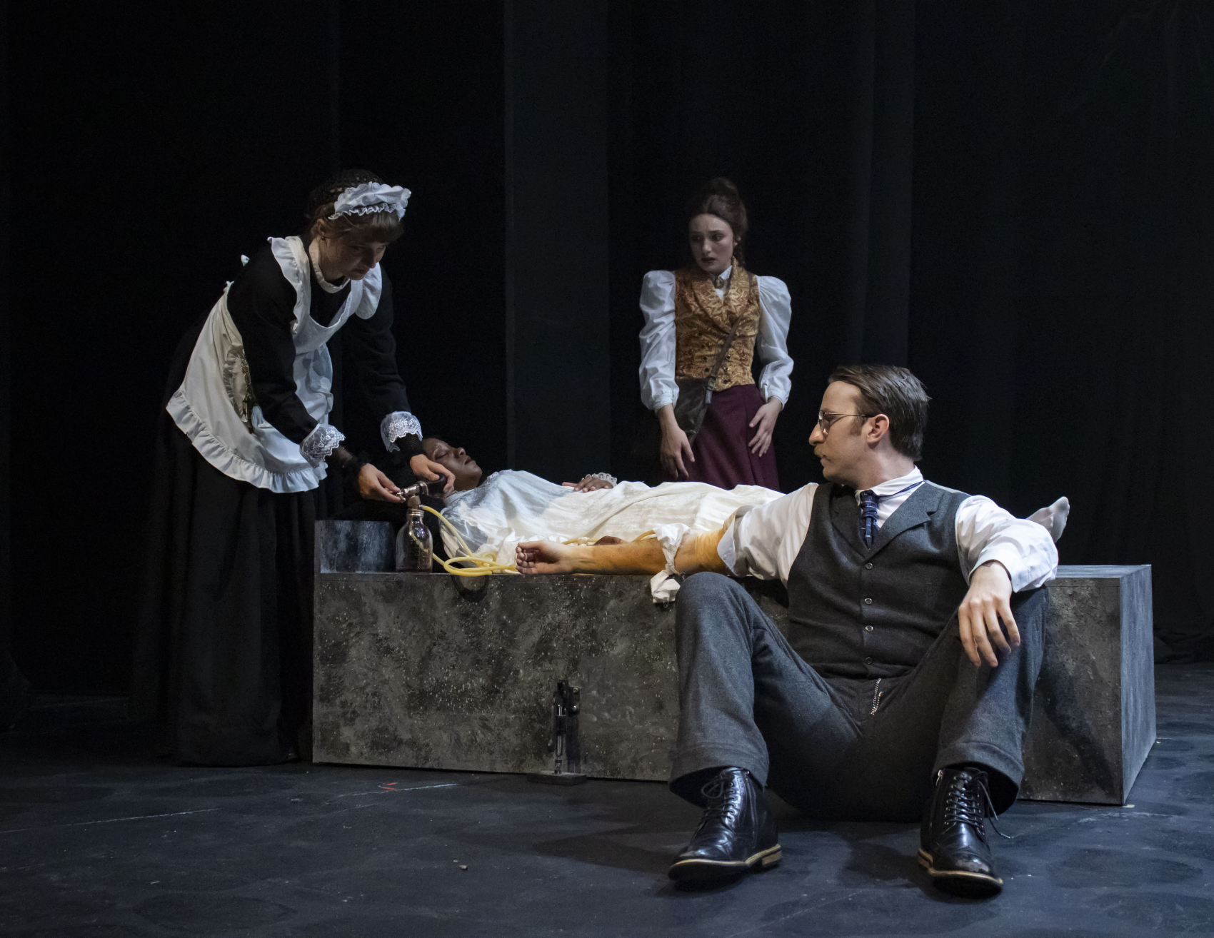 UTC Theatre Co production of Dracula
