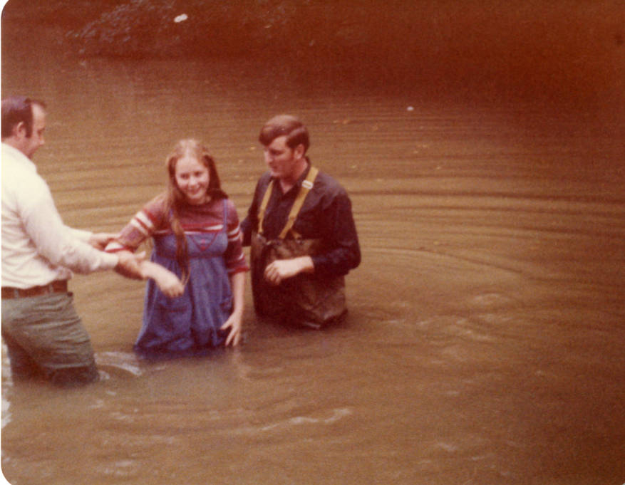 Woman's baptism photograph, undated. Courtesy of the University of Tennessee at Chattanooga Special Collections.