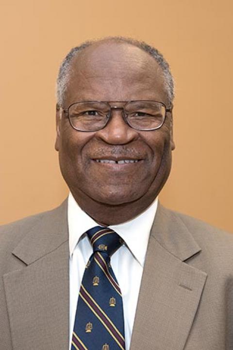 Curtis Collier Curtis Collier headshot
