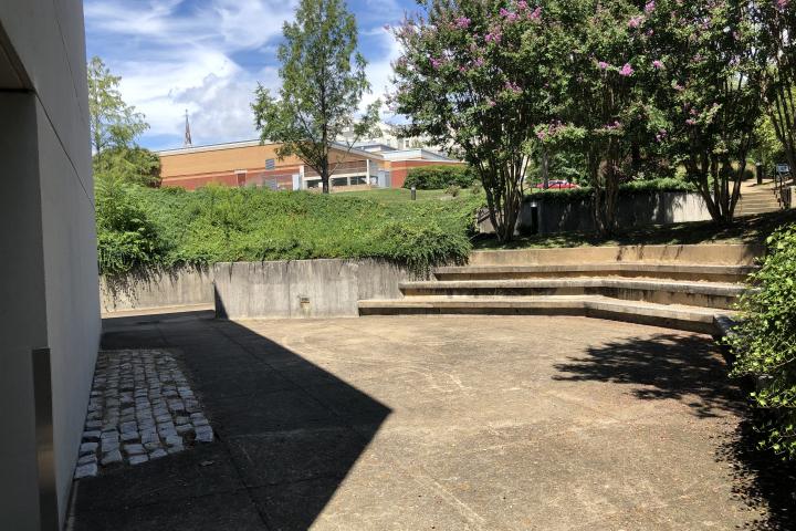 Multidisciplinary Research Building's Courtyard