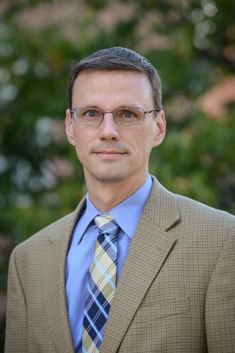 Headshot of Randy Evans