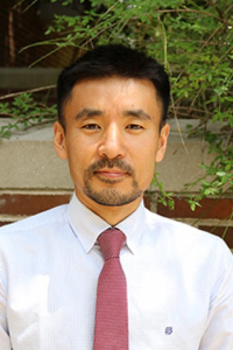 Sungwoo Yang Sungwoo Yang