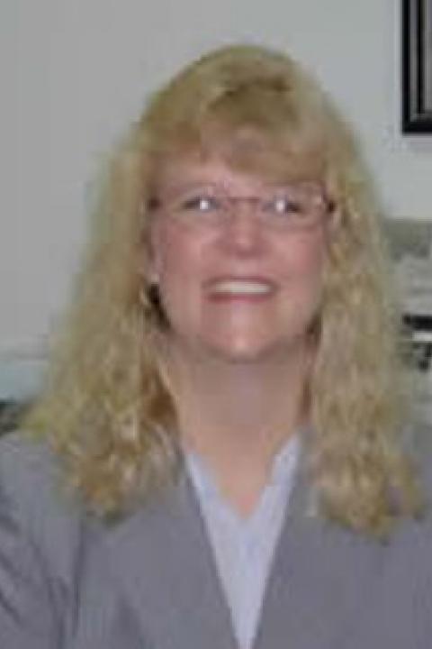 Karen McGuffee headshot