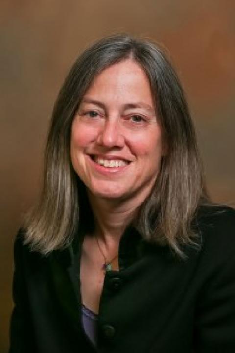 Linda Frost headshot
