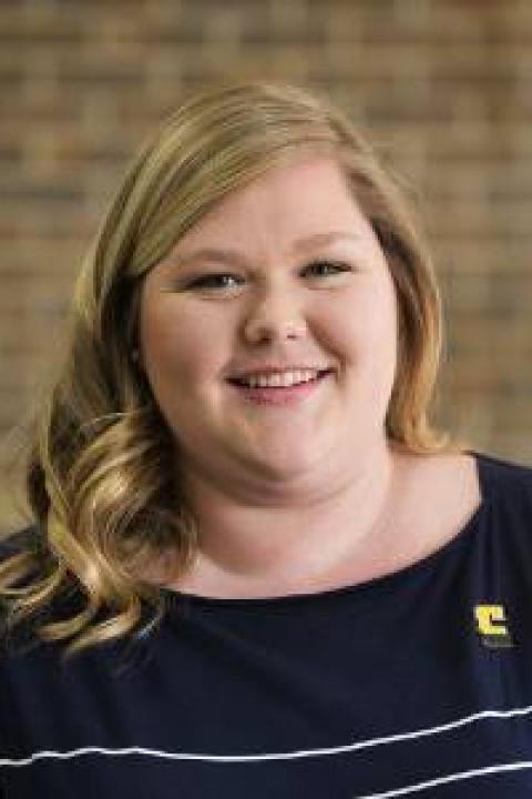 Hannah Turcotte headshot