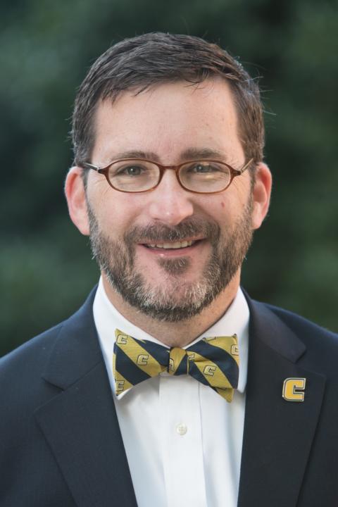 Dr. Robert Liddell