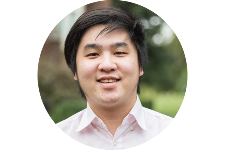 circular cropped portrait of student Yixiang Chen