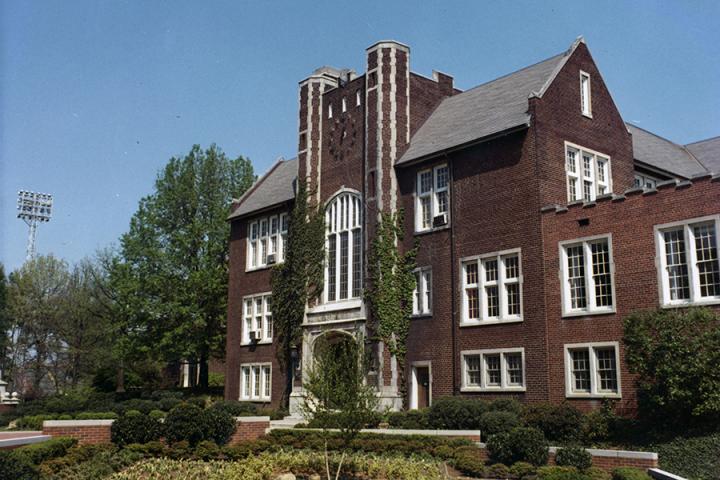 Color photograph of Founders Hall at the University of Tennessee at Chattanooga.