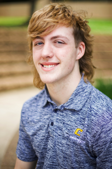 OL Carter Easley