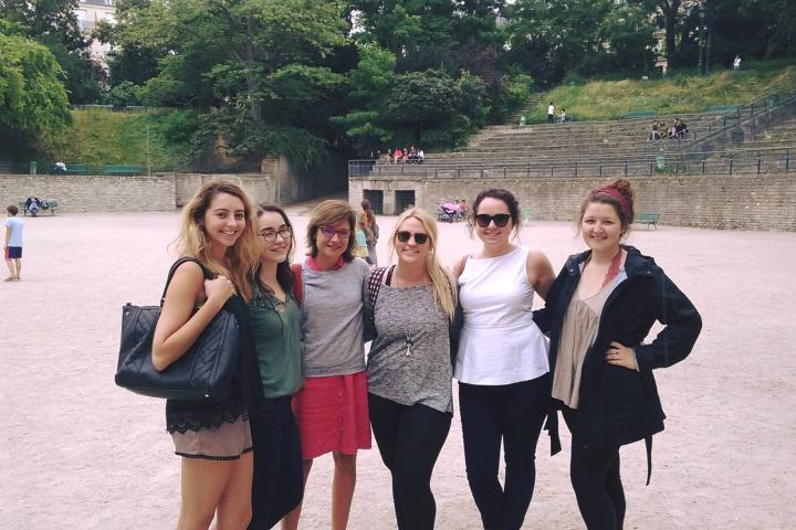 Life Out Loud 7 Students posing for a photo in Spain