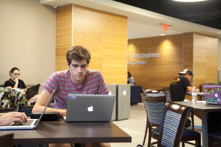 Student in Decosimo