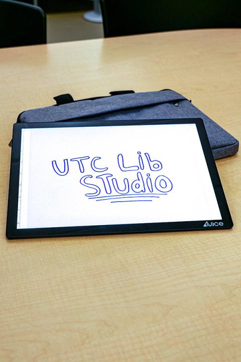 Tracing Light Pad Photo of the Tracing Light Pad