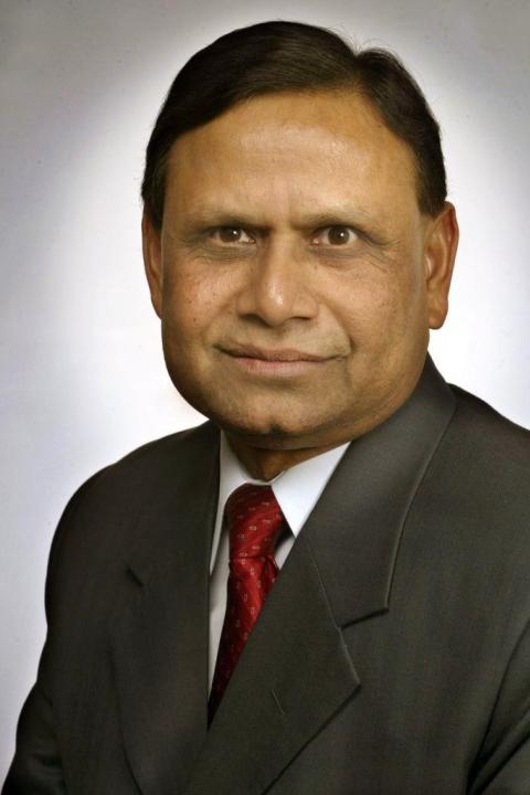 Profile photo of Dr. Hemant Jain