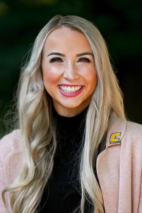 Scarlett Elliott Scarlett Elliott