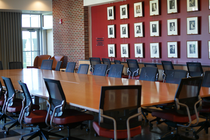 Empty Southern Writers Conference room in the UTC Library.