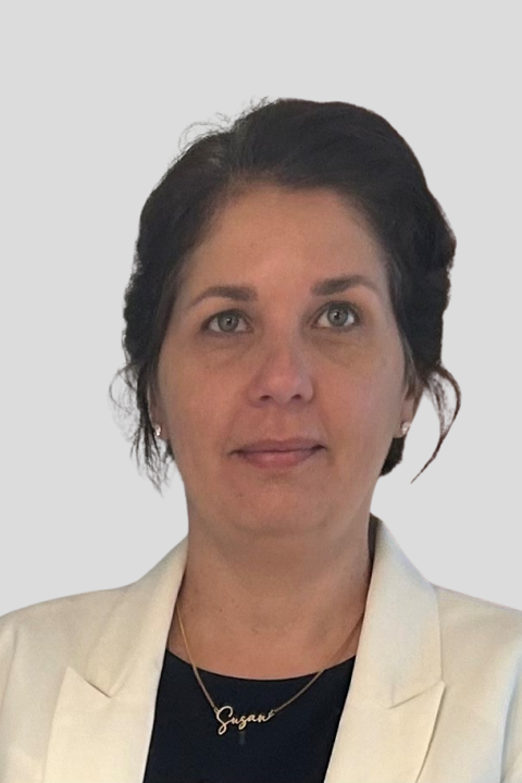 Susan Santos-Cader Susan Santos-Cader