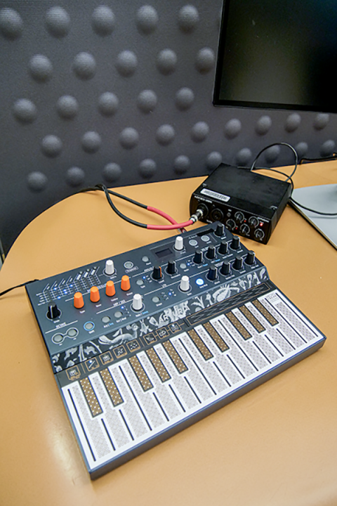 Photo of the Arturia Microfreak keyboard Photo of the Arturia Microfreak keyboard