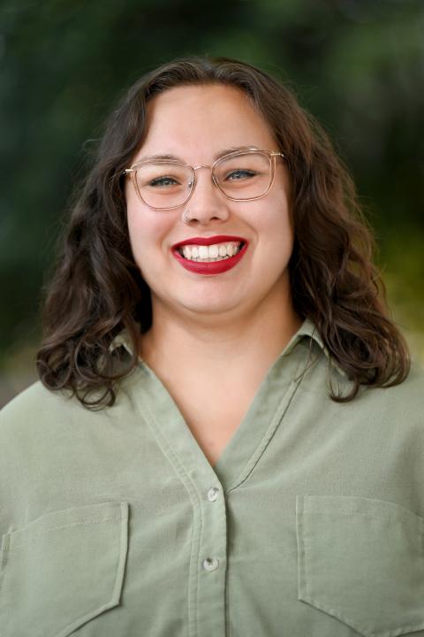Emily Rosenquist Headshot