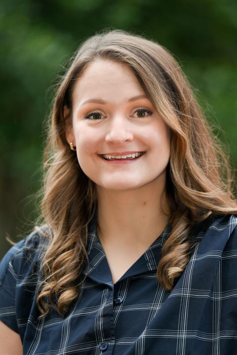 Lauren Santarelli headshot Lauren Santarelli headshot