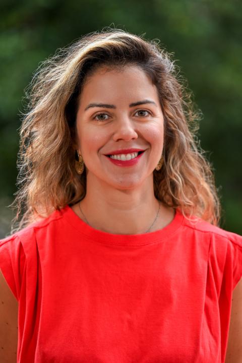 Portrait of Julia Martins Pontes