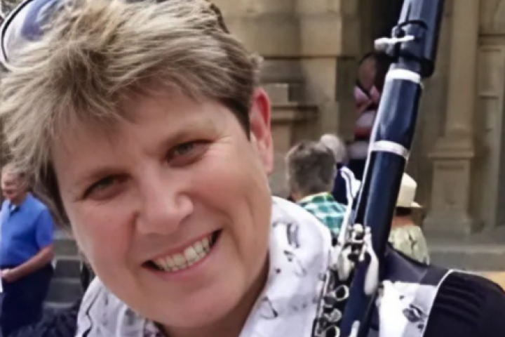 Headshot of Teresa Elliot