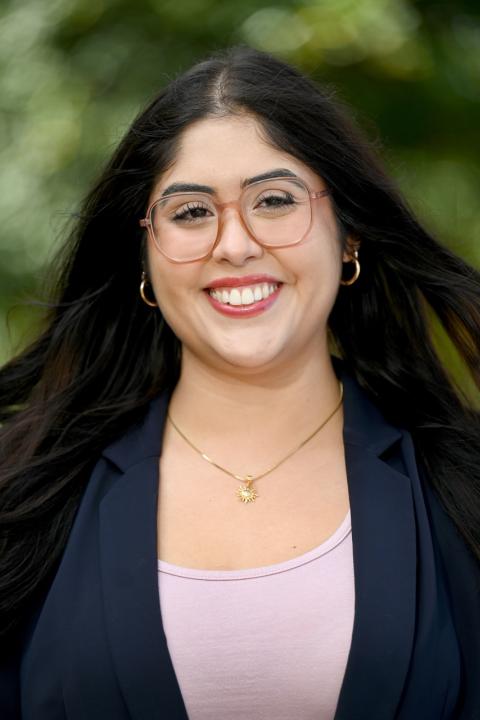 Headshot of Diana Melendez smiling