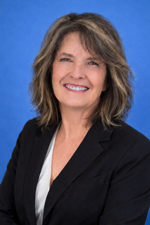 Dr. Elizabeth Crawford 