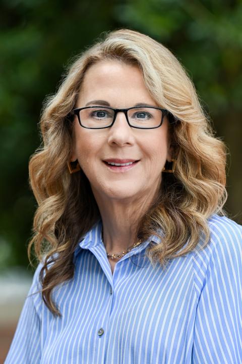 Victoria Blain Headshot