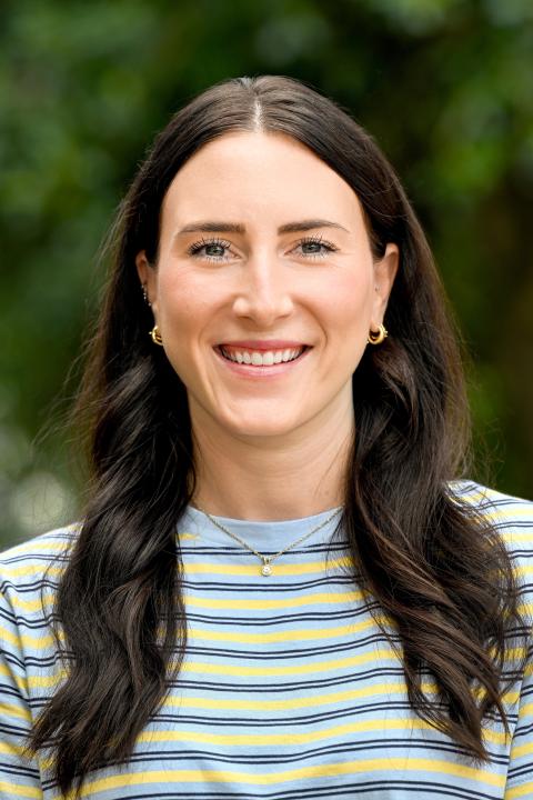 Headshot of Rachel Ellis