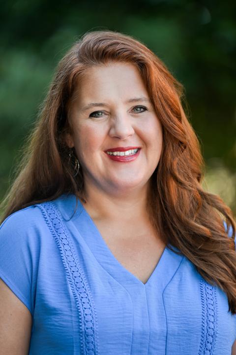 Headshot of Sarah McKnight