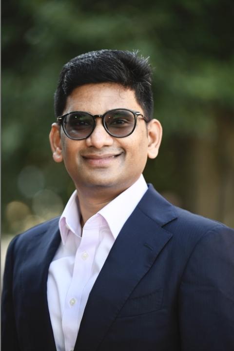 Headshot of Venkatesh Pulletikurthi