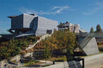 View of Hunter Museum building