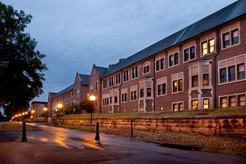hr1sm.jpg UTC building