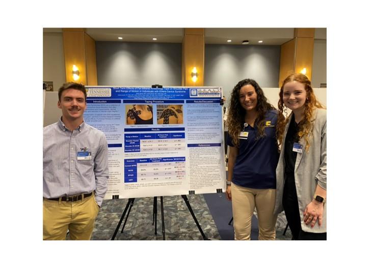 UTC DPT students presenting research