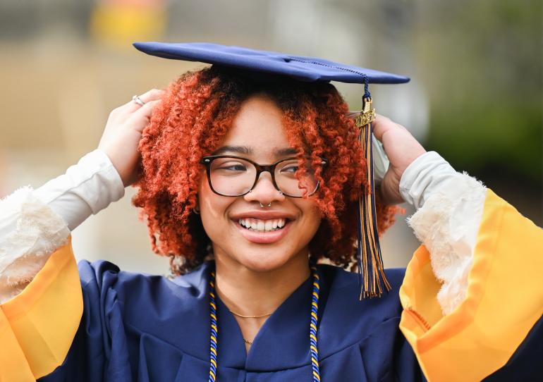 undergrad_commencement-2-23-552.jpg