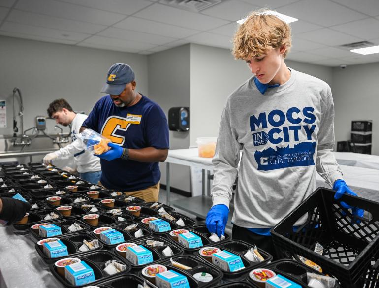Mocs in the City get introduced to community engagement.