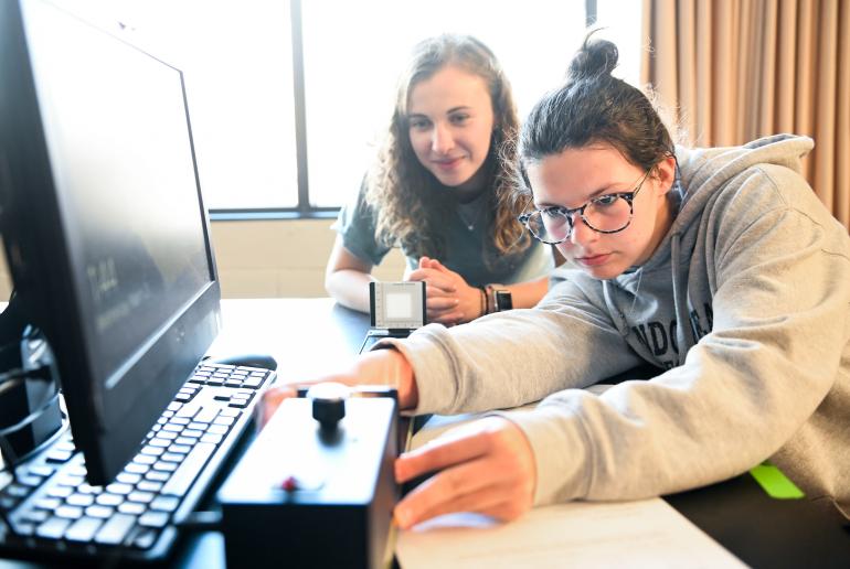Physics Lab 2022
