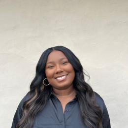 Berri Rawls Headshot