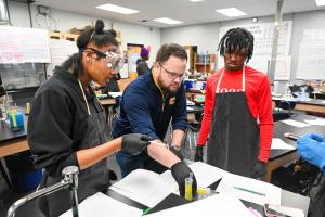UTC high school high students working on a lab