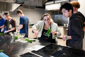 Students make Latin American cuisines Students make Latin American cuisines