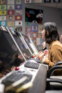 JFOU students participate in the Challenger Center Mission to Mars. 