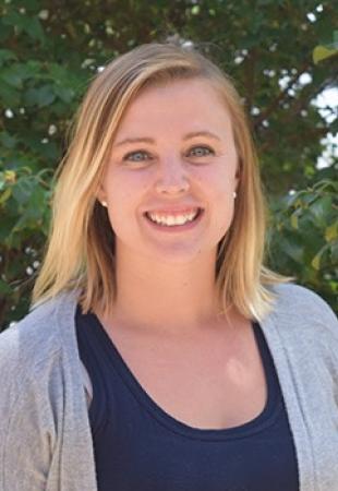 Chelsie Ewing headshot